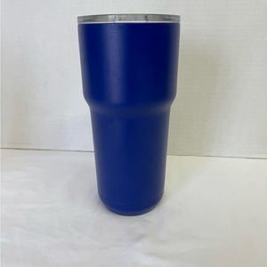 Magellan Outdoors Insulated Tumbler 20fl oz. Navy Blue with Yeti lid.
